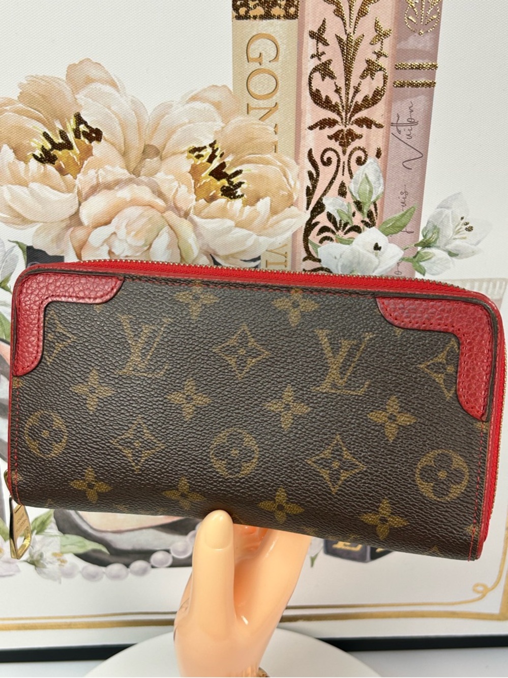 Louis Vuitton Retiro Monogram Zippy Wallet 😍❤️🔥 - Picture 10 of 17